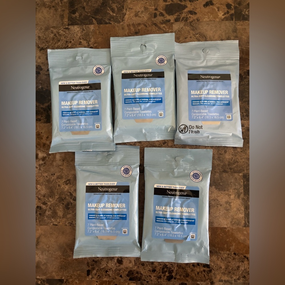 Neutrogena Makeup Remover Ultra Soft Cleansing Towelette Lot of 5 Travel Sz New